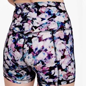 Lululemon align short 🍋